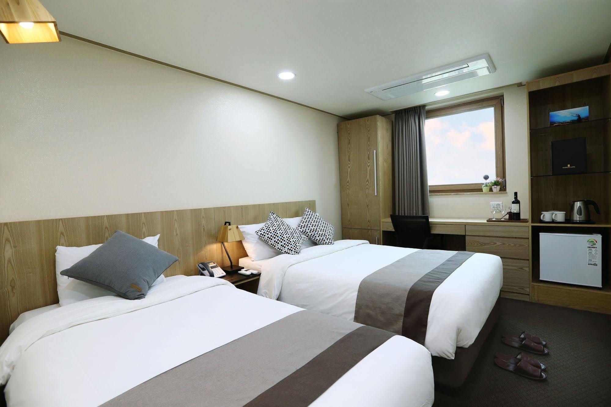 Golden City Hotel Dongdaemun Seoul Exterior photo